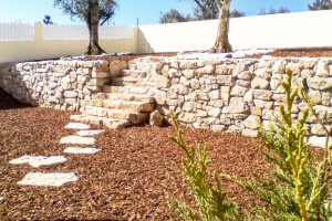 Informal stepping stone path.