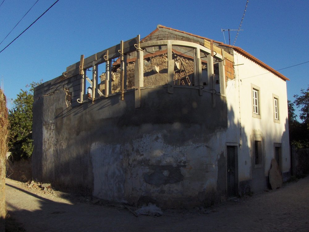 Raising the roof on a village property in Central Portugal Silver Coast Construction